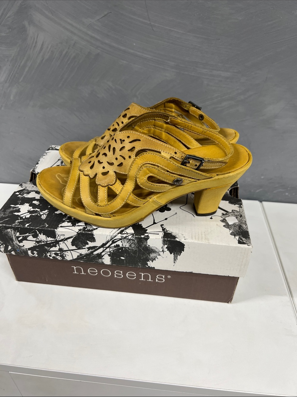 Neosens Yellow Cutout Heeled Sandals